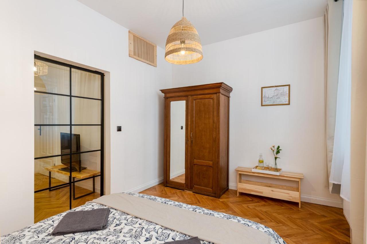 Apartament Charming Aparments In Perfect Location Kraków Zewnętrze zdjęcie
